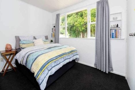 Photo of property in 18 Beverly Place, New Lynn, Auckland, 0600