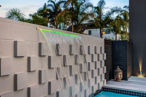 Photo of property in 3 Mansion Court, West Harbour, Auckland, 0618