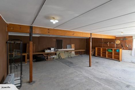 Photo of property in 23 Glen Alton Avenue, Paparangi, Wellington, 6037