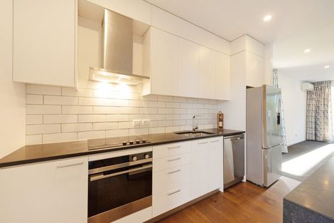 Photo of property in 5/20 Trent Street, Island Bay, Wellington, 6023