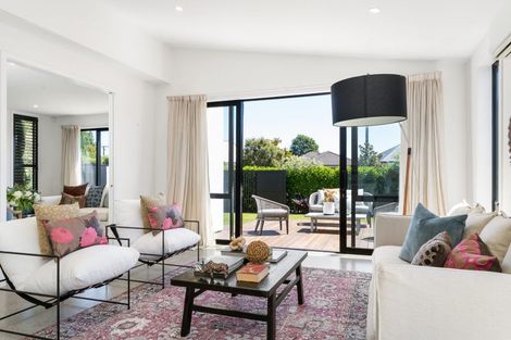 Photo of property in 74 Grants Road, Papanui, Christchurch, 8053