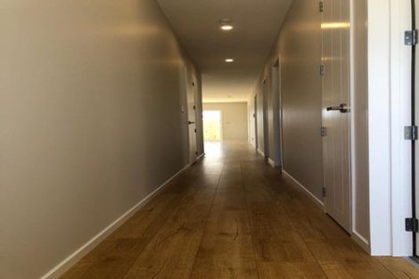 Photo of property in 23 Woven Place, Karaka, Papakura, 2113