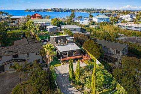 Photo of property in 121 Stanmore Bay Road, Stanmore Bay, Whangaparaoa, 0932