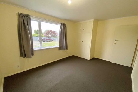 Photo of property in 6 Clonbern Place, Upper Riccarton, Christchurch, 8041