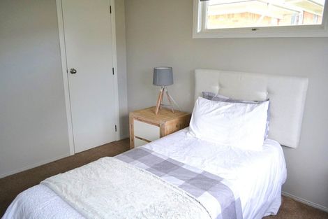 Photo of property in 1/28 Park Estate Road, Rosehill, Papakura, 2113