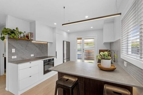 Photo of property in 3b Paton Avenue, Te Atatu South, Auckland, 0610