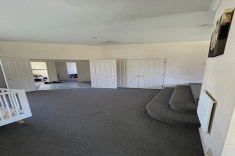 Photo of property in 13 De Havilland Drive, Goodwood Heights, Auckland, 2105