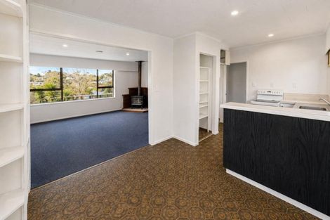 Photo of property in 22 Frankley Road, Westown, New Plymouth, 4310