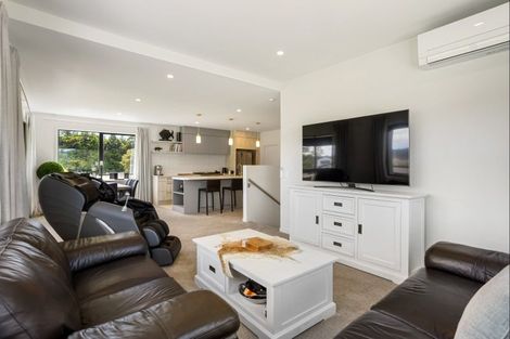 Photo of property in 18 Pinnacles Lane, Pauanui, 3579