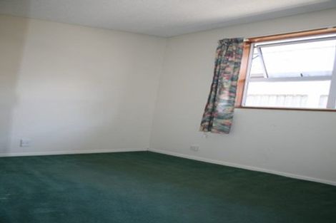 Photo of property in 2/27 Peverel Street, Riccarton, Christchurch, 8041