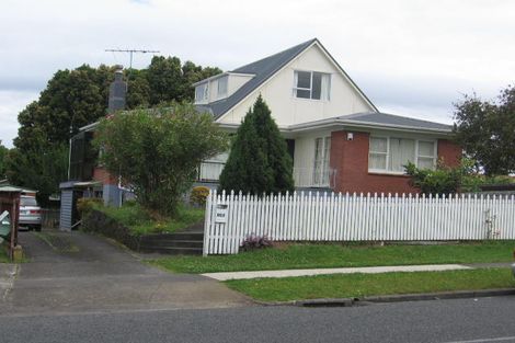 Photo of property in 133 Reeves Road, Pakuranga Heights, Auckland, 2010