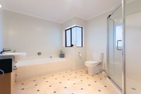 Photo of property in 3 Leanne Way, Waikanae Beach, Waikanae, 5036