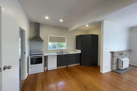 Photo of property in 8 Birdwood Road, Waterloo, Lower Hutt, 5011