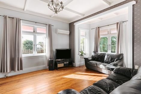 Photo of property in 57 Dunlop Road, Te Puke, 3119