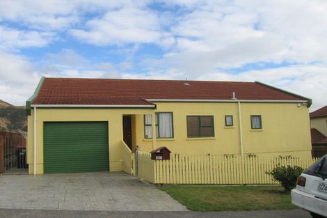 Photo of property in 101 Frobisher Street, Island Bay, Wellington, 6023