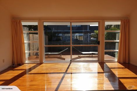 Photo of property in 2/14a Puriri Street, Takapuna, Auckland, 0622