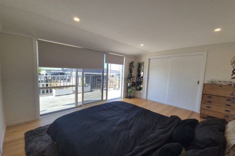 Photo of property in 832 Whangaparaoa Road, Manly, Whangaparaoa, 0930