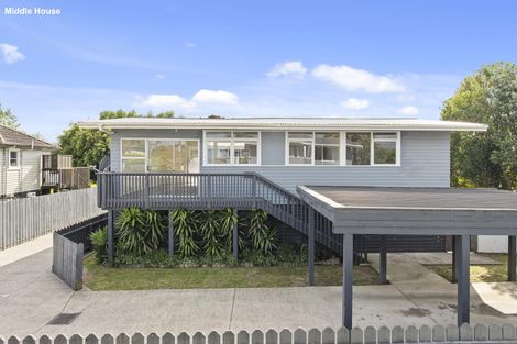 Photo of property in 2/138a Great South Road, Manurewa, Auckland, 2102