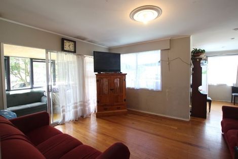 Photo of property in 9 Marybeth Place, Rosehill, Papakura, 2113