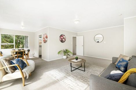 Photo of property in 98 Spinella Drive, Bayview, Auckland, 0629