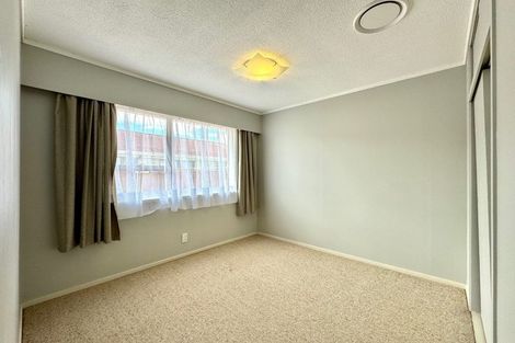 Photo of property in 1/27 Butley Drive, Farm Cove, Auckland, 2012