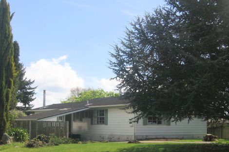 Photo of property in 9 Walnut Place, Owhata, Rotorua, 3010