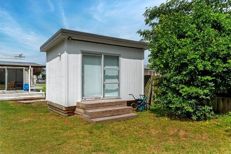 Photo of property in 11 Wellington Street, Te Hapara, Gisborne, 4010