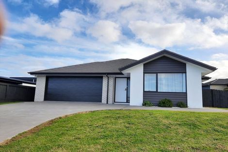 Photo of property in 13 Maui Place, Spotswood, New Plymouth, 4310