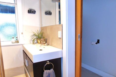 Photo of property in 4 Avenue Road, West End, Timaru, 7910