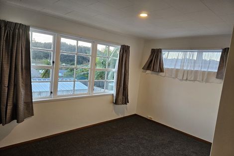 Photo of property in 57 Bayview Road, Bayview, Auckland, 0629