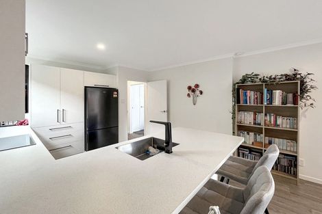 Photo of property in 1d Hereford Street, West End, Palmerston North, 4410
