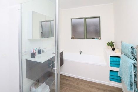 Photo of property in 50a Vardon Road, St Andrews, Hamilton, 3200