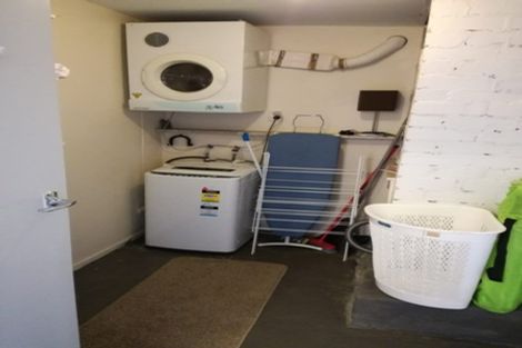 Photo of property in 156 The Esplanade, Houghton Bay, Wellington, 6023