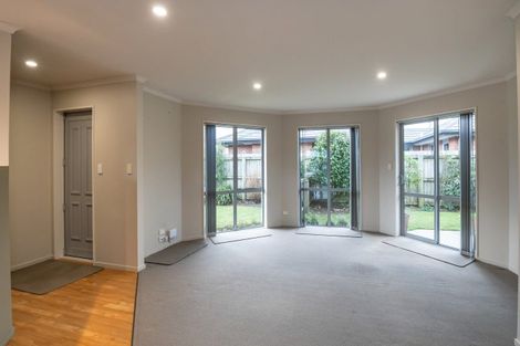 Photo of property in 1 Stanwood Grove, Darfield, 7510