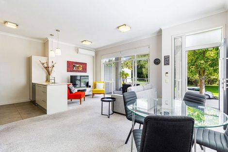 Photo of property in 16 Parkside Drive, Orewa, 0931