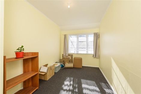 Photo of property in 1/56 Athlone Crescent, Avalon, Lower Hutt, 5011