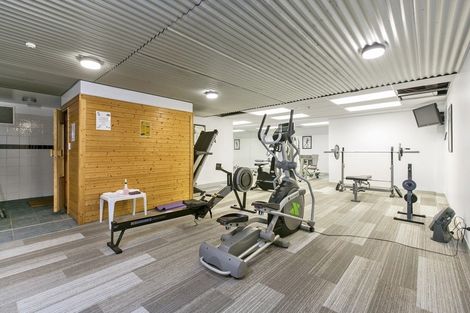 Photo of property in Anchorage Apartments, 309/36 Victoria Road, Mount Maunganui, 3116