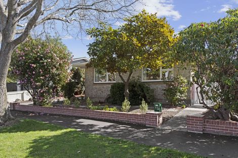 Photo of property in 1/6 Pulford Place, Ilam, Christchurch, 8041