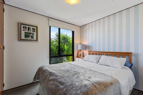 Photo of property in 5 Longstead Avenue, Papamoa Beach, Papamoa, 3118