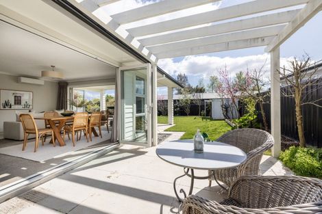 Photo of property in 11 Margaret Avenue, Havelock North, 4130