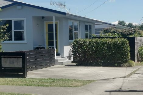 Photo of property in 1/1302 Caroline Road, Mayfair, Hastings, 4122