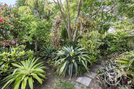 Photo of property in 2/24 Glynnbrooke Street, Te Atatu South, Auckland, 0610