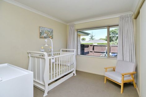 Photo of property in 102 Charles Street, Rangiora, 7400