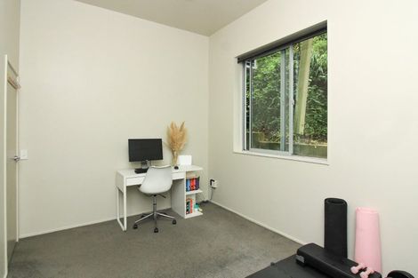 Photo of property in 12/2 Onslow Road, Khandallah, Wellington, 6035