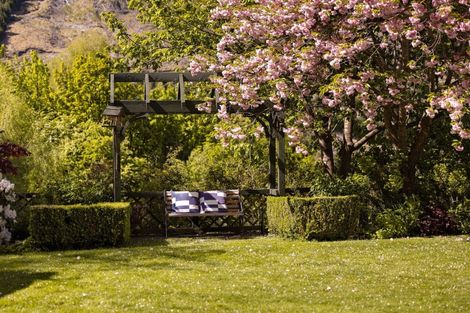 Photo of property in 108 Moonlight Track, Arthurs Point, Queenstown, 9371