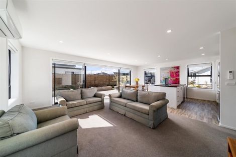 Photo of property in 46 Marbleleaf Lane, Albert Town, Wanaka, 9305