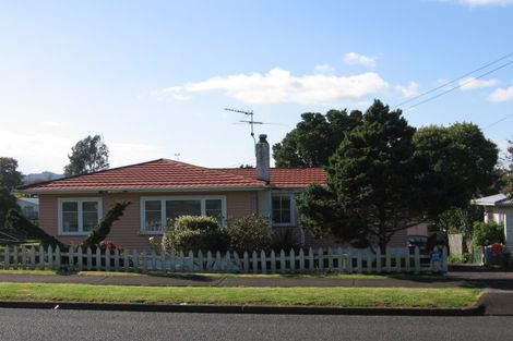 Photo of property in 21 Christmas Road, Manurewa, Auckland, 2102