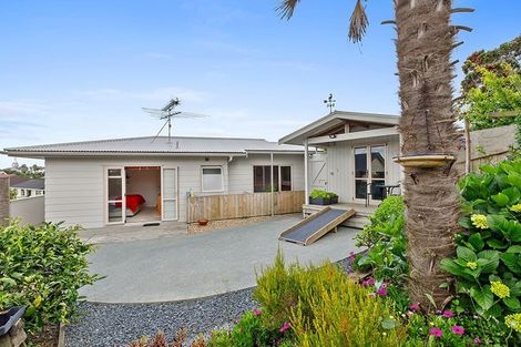 Photo of property in 14 Tamatea Drive, Snells Beach, 0920