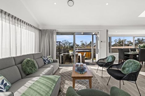 Photo of property in 143 Arataki Road, Havelock North, 4130