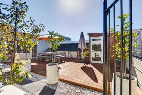 Photo of property in 153 Emerson Street, Napier South, Napier, 4110